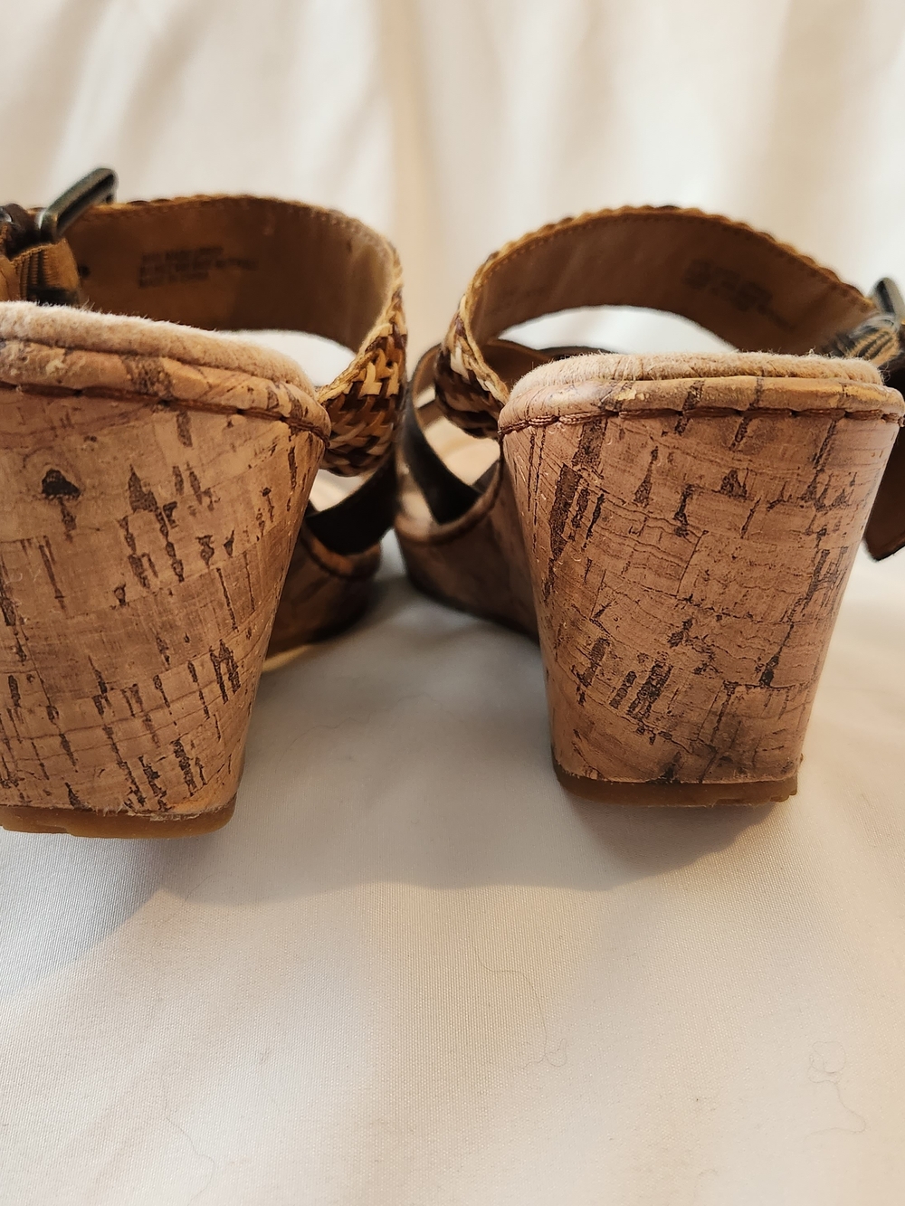 b.o.c. a Born Concept Size 9 Brown Leather Braided Cork Wedges Heel Shoes Sandal - Picture 12 of 13